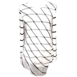 VINCE CAMUTO Blouse Layered Sleeveless High low Scoop neckline Pullover Size Med